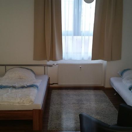 Ferienwohnung Fiwa Fewo-1 Und Fewo-2 Pirmasens Camera foto
