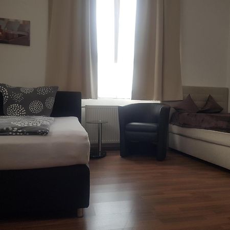 Ferienwohnung Fiwa Fewo-1 Und Fewo-2 Pirmasens Camera foto