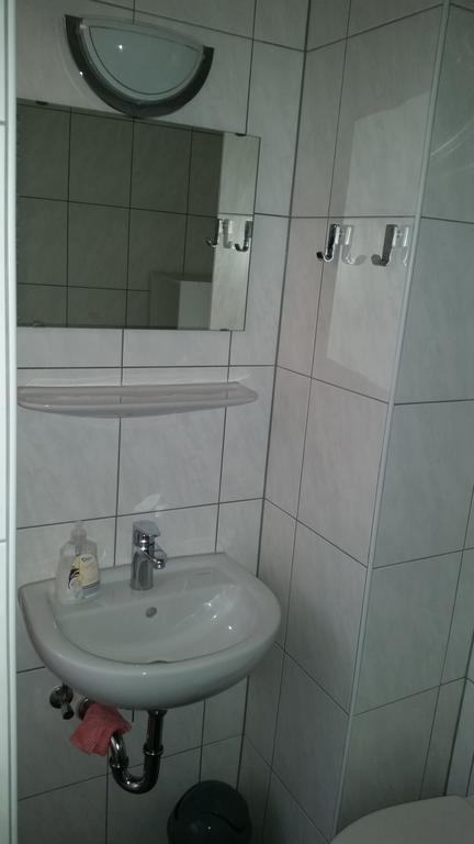 Ferienwohnung Fiwa Fewo-1 Und Fewo-2 Pirmasens Camera foto