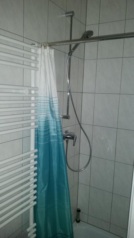 Ferienwohnung Fiwa Fewo-1 Und Fewo-2 Pirmasens Camera foto